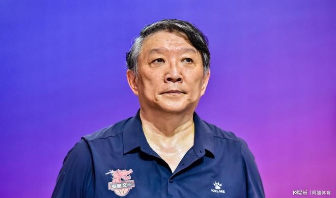 深圳佳兆业主场告捷，稳步向前迈进